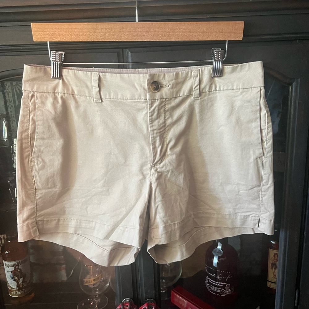 EUC OLD NAVY KHAKI SHORTS Women's Tan Shorts